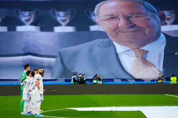 «Он умер в футболке «Мадрида». «Реал» трогательно простился с суперлегендой – рекордсменом Кубка европейских чемпионов
