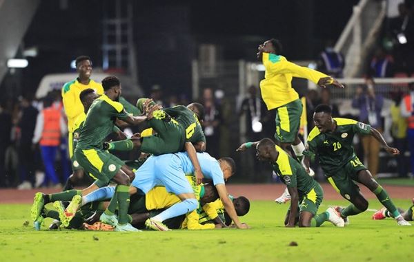 🇸🇳 У Сенегала – первый Кубок Африки в истории! Ради этого тренер Алиу Сиссе прошел через два проигранных финала 